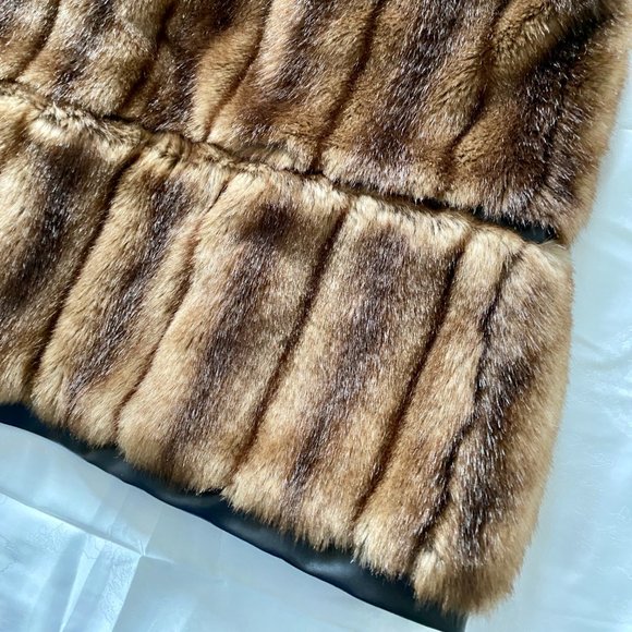 Vintage Zara Woman Faux Mink Fur Vest with Faux Leather Trim - Picture 14 of 15